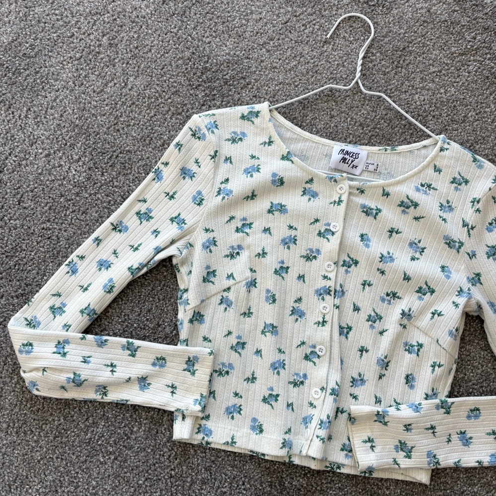 SOLD Princess Polly White & Blue Floral Button Henley Top Size 2